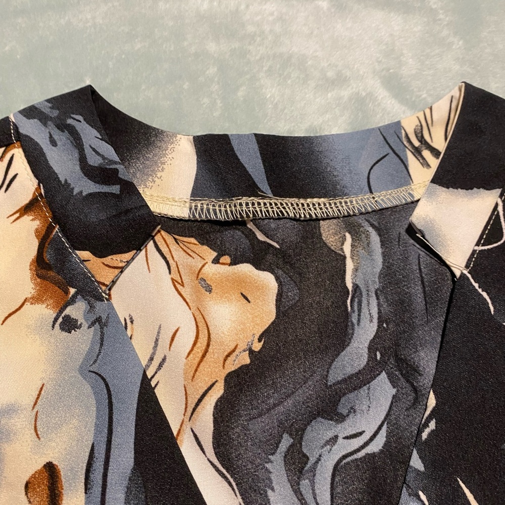 Elegant Marble Print Sleeveless Top - Picture 6 of 9